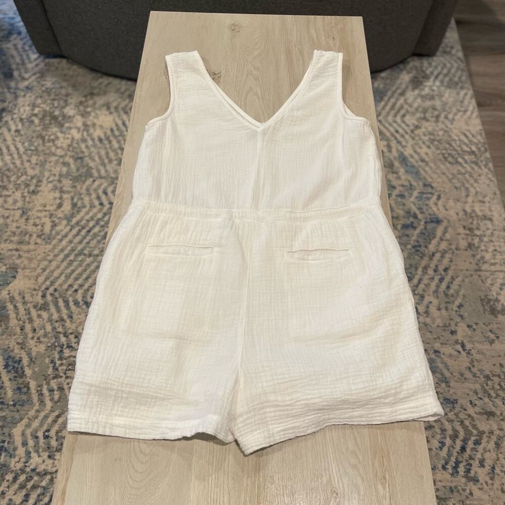 Size small white Rails romper - Picture 2 of 3